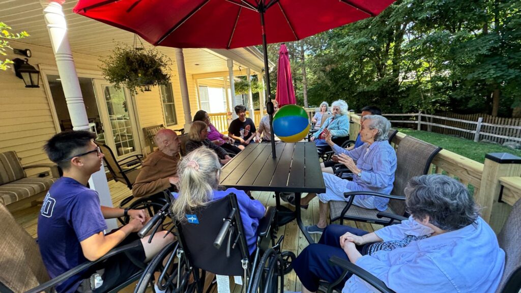 Safe Summer Activities for Loved Ones in Memory Care: A New Jersey Caregiver Guide